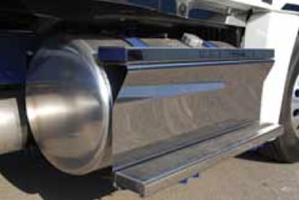 Cascadia Passenger Fuel Tank Cover with Steps On Truck
