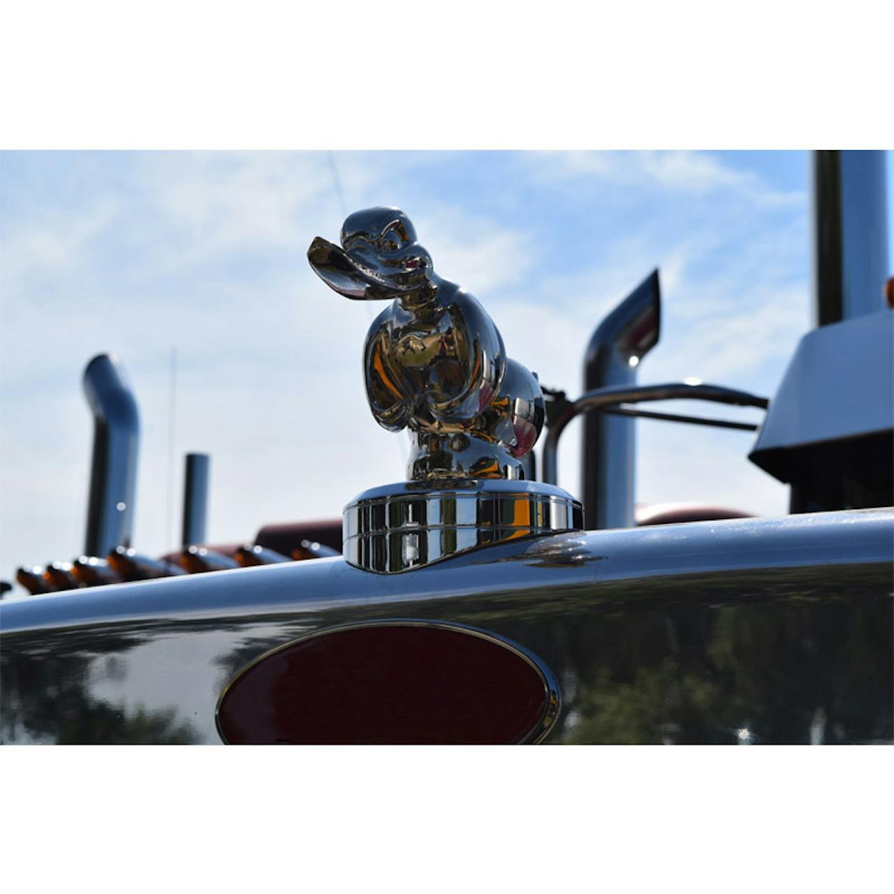 Convoy Angry Duck Hood Ornament
